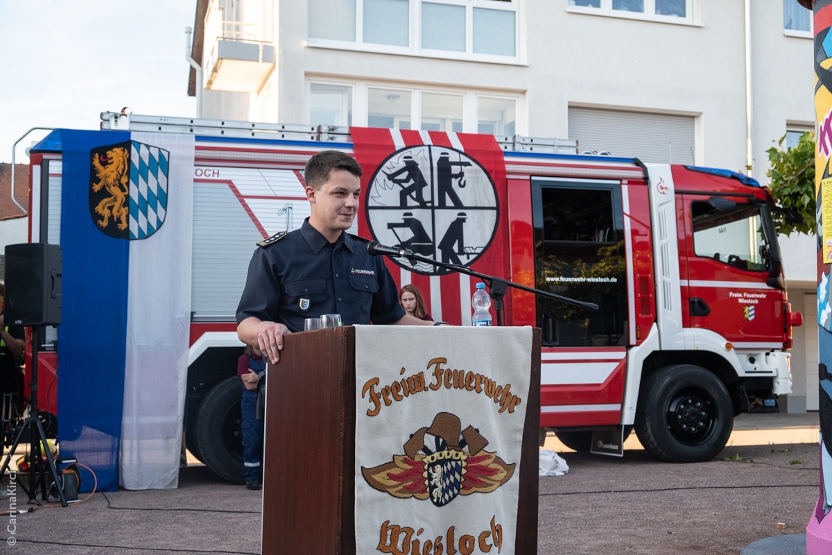 Ansprache von Feuerwehrkommandant Philipp Büchel (Bild: CarinaKircher)