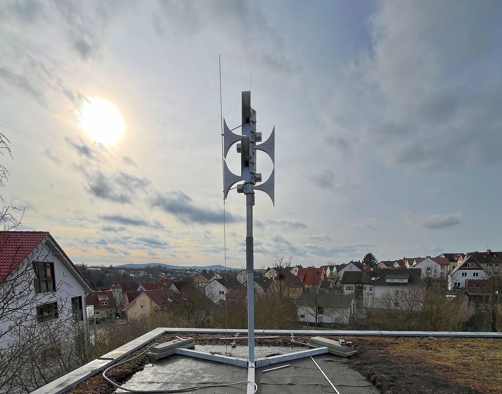 Sirene auf dem Kindergarten im Bannholzweg